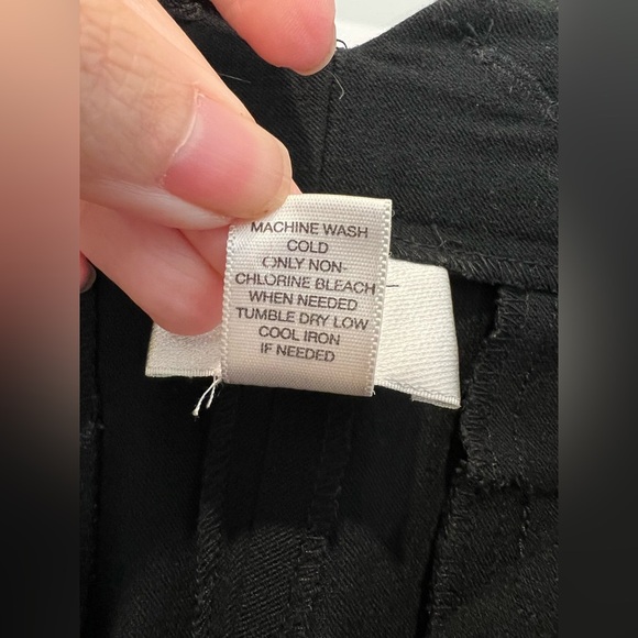 Ann Taylor High Rise Wide Leg Black Capris Size 8 Petite - Picture 8 of 11